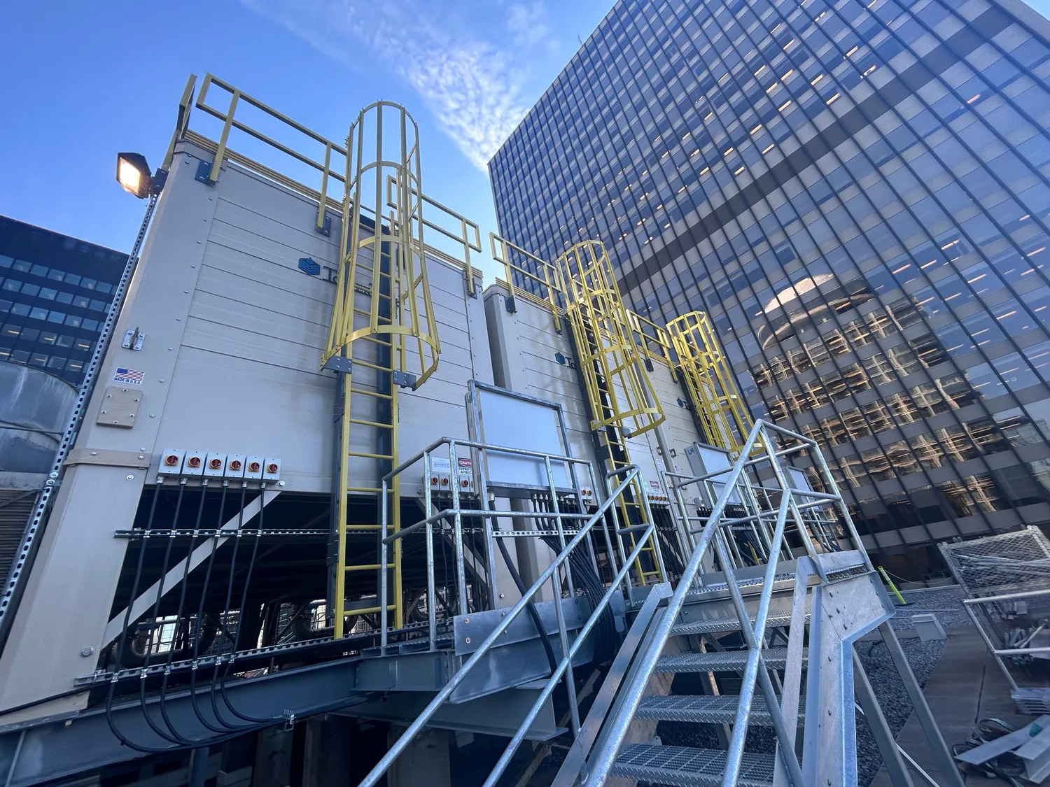 Accesorios y componentes de integración para torres Tower Tech